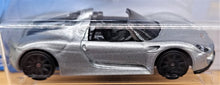 Load image into Gallery viewer, Hot Wheels 2018 Porsche 918 Spyder Silver #184 Factory Fresh 2/10 New