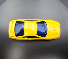Load image into Gallery viewer, Maisto '99 Ford Mustang Yellow Limited Edition Motor Works #124 Scale 1:64