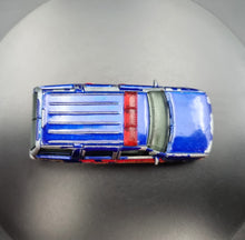 Load image into Gallery viewer, Matchbox 2003 '97 Chevy Tahoe Police Blue TK-1072 MB325