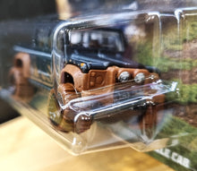 Load image into Gallery viewer, Hot Wheels 2022 '15 Land Rover Defender Double Cab Black Mud Runners 5/5 New