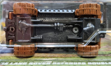 Load image into Gallery viewer, Hot Wheels 2022 '15 Land Rover Defender Double Cab Black Mud Runners 5/5 New