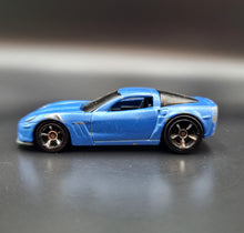 Load image into Gallery viewer, Hot Wheels '11 Corvette Grand Sport Blue #32 2011 New Models