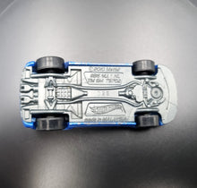 Load image into Gallery viewer, Hot Wheels '11 Corvette Grand Sport Blue #32 2011 New Models