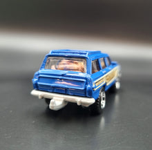 Load image into Gallery viewer, Matchbox 2020 Jeep Wagoneer Blue MBX Countryside 5 Pack Loose