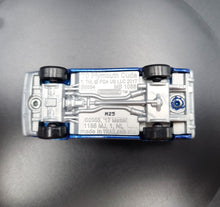 Load image into Gallery viewer, Matchbox 2019 1970 Plymouth Cuda Blue Blue Highways 5 Pack Loose