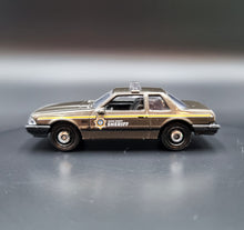 Load image into Gallery viewer, Matchbox 2020 '93 Ford Mustang LX SSP Dark Grey MBX Highway 5 Pack Loose