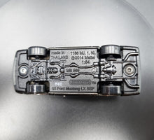 Load image into Gallery viewer, Matchbox 2020 '93 Ford Mustang LX SSP Dark Grey MBX Highway 5 Pack Loose