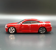 Load image into Gallery viewer, Maisto 2011 Dodge Charger RT Red Fresh Metal 1:64