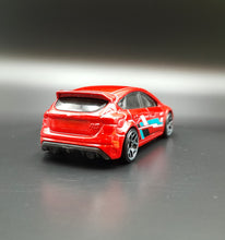 Load image into Gallery viewer, Hot Wheels 2020 '16 Ford Focus RS Red Nightburnerz 5 Pack Loose