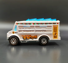 Load image into Gallery viewer, Matchbox 2020 Chow Mobile White City Adventure II 5 Pack Loose