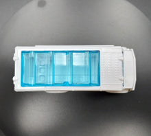 Load image into Gallery viewer, Matchbox 2020 Chow Mobile White City Adventure II 5 Pack Loose