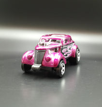 Load image into Gallery viewer, Hot Wheels 2020 Pass'n Gasser Purple HW Flames 5 Pack Loose