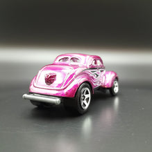 Load image into Gallery viewer, Hot Wheels 2020 Pass'n Gasser Purple HW Flames 5 Pack Loose
