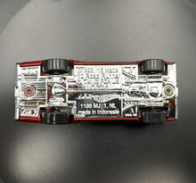 Load image into Gallery viewer, Hot Wheels 2020 '70 Plymouth Roadrunner Matte Red HW Flames 5 Pack Loose