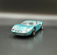 Load image into Gallery viewer, Matchbox 2022 Ford GT40 Light Blue Highway Speeders 5 Pack Loose