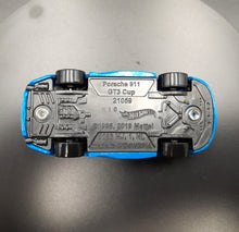 Load image into Gallery viewer, Hot Wheels 2020 Porsche 911 GT3 RS Blue Fast & Furious 5 Pack Loose