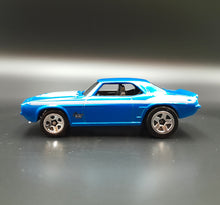 Load image into Gallery viewer, Hot Wheels 2020 '69 Camaro Blue Fast & Furious 5 Pack Loose