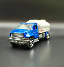 Load image into Gallery viewer, Matchbox 2020 Utility Truck Blue Top Gun Maverick 5 Pack Loose