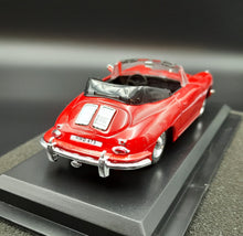 Load image into Gallery viewer, Amercom Collection Porsche 356B Cabrio 1959 Die Cast Car Red 1:43