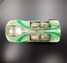 Load image into Gallery viewer, Hot Wheels 2009 What-4-2 White-Green Color Shifters
