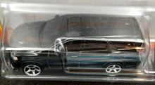 Load image into Gallery viewer, Matchbox 2022 2018 Dodge Durango Black #5 MBX Metro New Long Card