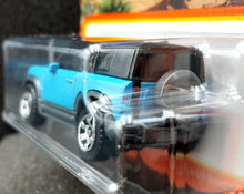Load image into Gallery viewer, Matchbox 2022 2020 Land Rover Defender 90 Blue #69 MBX Off-Road New Long Card
