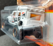 Load image into Gallery viewer, Matchbox 2022 Jeep Wrangler Superlift White #99 MBX Off-Road New Long Card