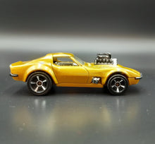 Load image into Gallery viewer, Hot Wheels 2017 '68 Corvette - Gas Monkey Garage Gold #99 HW Screen Time 3/10