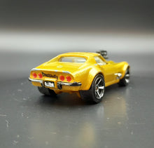 Load image into Gallery viewer, Hot Wheels 2017 '68 Corvette - Gas Monkey Garage Gold #99 HW Screen Time 3/10