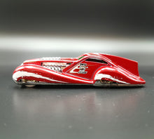 Load image into Gallery viewer, Hot Wheels 2018 Screamliner Red #51 Holiday Racers 2/6
