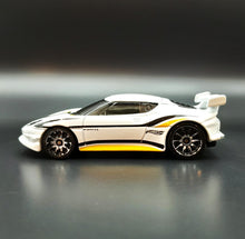 Load image into Gallery viewer, Hot Wheels 2014 Lotus Evora GT4 White #193 HW Showroom: HW All Stars