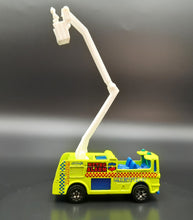 Load image into Gallery viewer, Matchbox 2002 Snorkel Fire Truck Neon Yellow #14 Emergency 2/4
