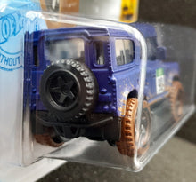 Load image into Gallery viewer, Hot Wheels 2021 Land Rover Defender 90 Blue #32 Baja Blazers 4/10 New Long Card