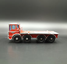 Load image into Gallery viewer, Matchbox Lesney 1966 Leyland Pipe Truck Red #10 Matchbox 1-75