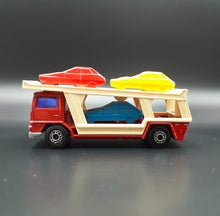 Load image into Gallery viewer, Matchbox 1980 Bedford Car Transporter Red #11 Superfast