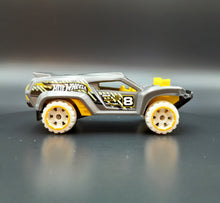 Load image into Gallery viewer, Hot Wheels 2016 Land Crusher Grey HW Snow Stormers 5 Pack Loose