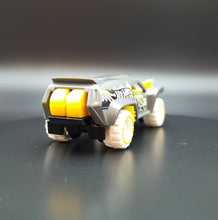 Load image into Gallery viewer, Hot Wheels 2016 Land Crusher Grey HW Snow Stormers 5 Pack Loose