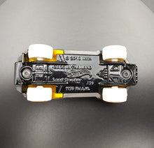 Load image into Gallery viewer, Hot Wheels 2016 Land Crusher Grey HW Snow Stormers 5 Pack Loose