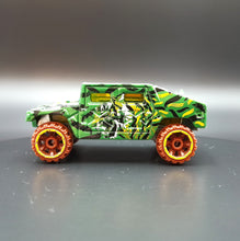 Load image into Gallery viewer, Hot Wheels 2015 General Corp - Humvee Green #105 HW Off-Road - Jungle Rally