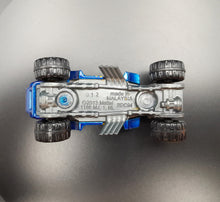 Load image into Gallery viewer, Hot Wheels 2015 Mountain Mauler Blue #103 HW Off-Road - Stunt Circuit
