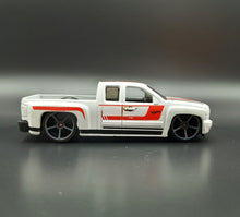 Load image into Gallery viewer, Hot Wheels 2017 Chevy Silverado White #60 HW Hot Trucks 10/10