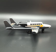 Load image into Gallery viewer, Matchbox 2010 Twin Boom Silver #33 Sky Busters