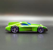 Load image into Gallery viewer, Hot Wheels 2006 Formul8r Green/Yellow #3 McDonald's