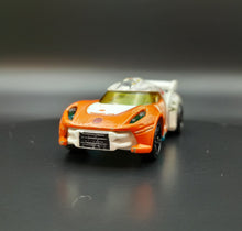Load image into Gallery viewer, Hot Wheels 2014 Luke Skywalker #3 White Star Wars Character Car