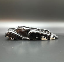 Load image into Gallery viewer, Hot Wheels 2004 Crooze Ooz Coupe Black #6 McDonald's