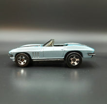 Load image into Gallery viewer, Hot Wheels 2005 '65 Corvette Light Blue #170 Mainline