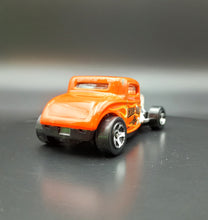 Load image into Gallery viewer, Hot Wheels 2018 '32 Ford Orange #129 HW Flames 10/10