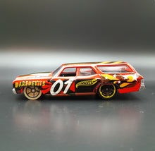 Load image into Gallery viewer, Hot Wheels 2018 '70 Chevelle SS Wagon Red HW Daredevils 1/5