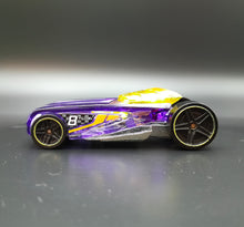 Load image into Gallery viewer, Hot Wheels 2011 Pharodox Translucent Purple Wall Tracks