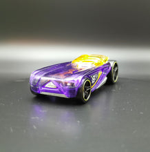 Load image into Gallery viewer, Hot Wheels 2011 Pharodox Translucent Purple Wall Tracks